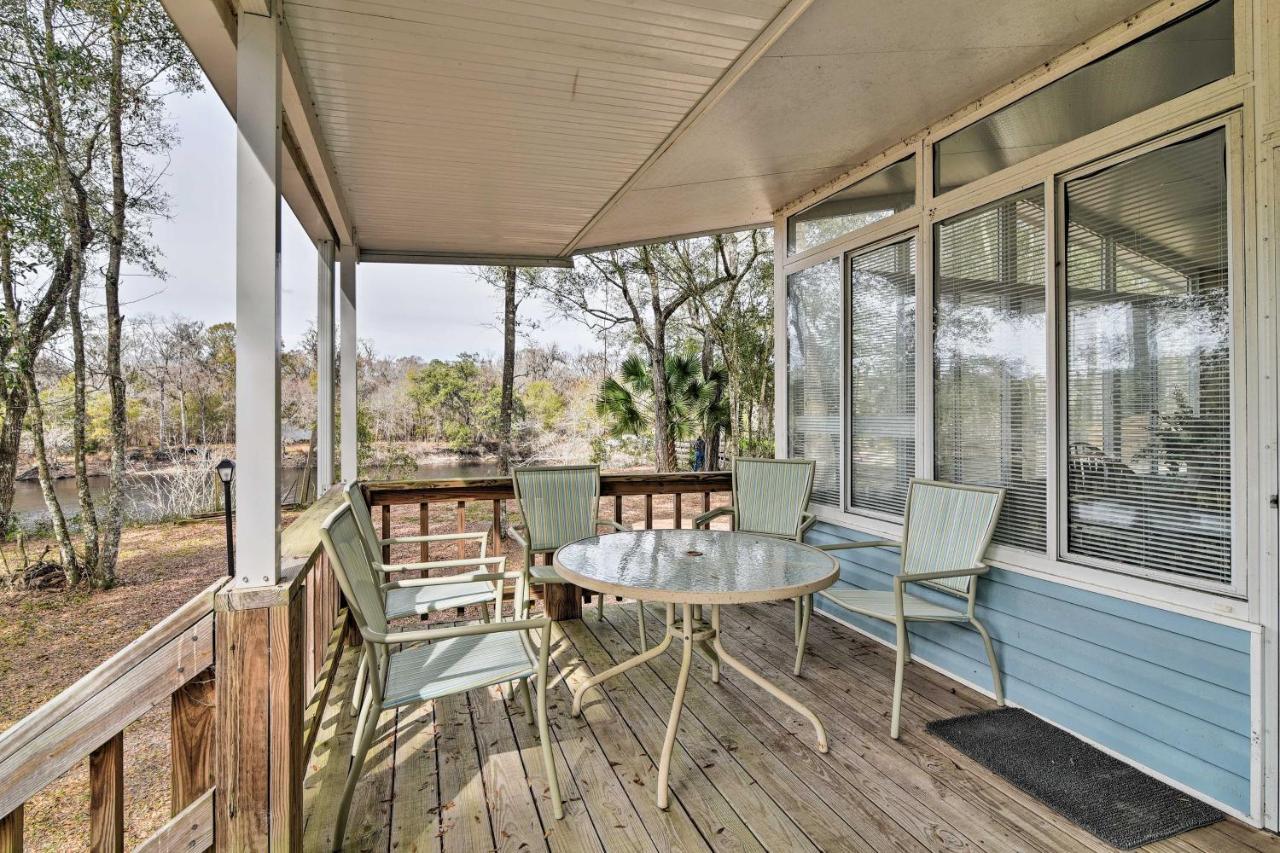 Fishing Paradise With Deck On Suwannee River Branford Bagian luar foto